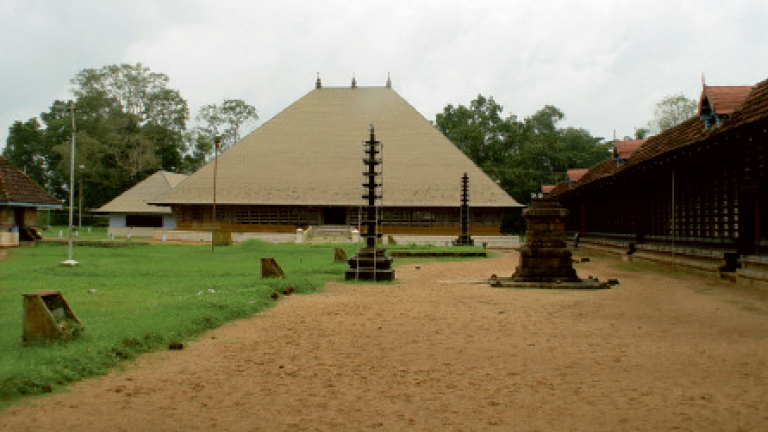 കൂത്തന്പലം 